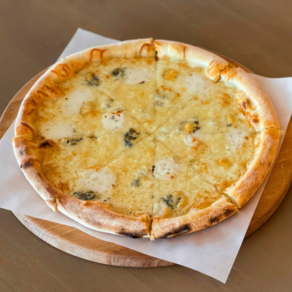 Пицца "Пять сыров" | Истринская Сыроварня ОЛЕГА СИРОТЫ